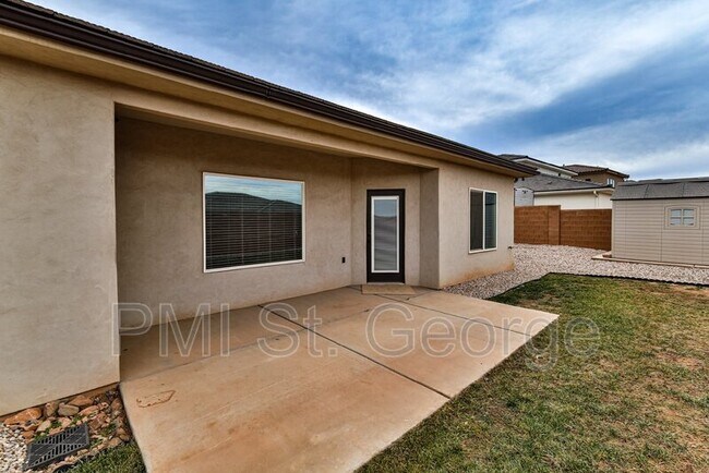 Building Photo - 3731 E Shooting Star Ln