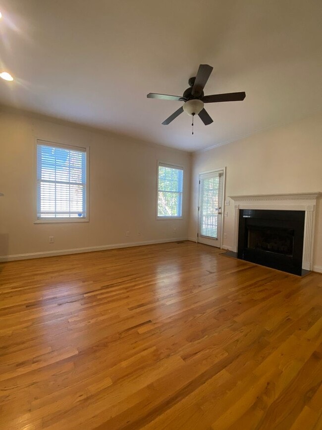 Building Photo - Charming 2-Bedroom Home in Columbia, SC – A Perfect Blend of Comfort and Convenience!