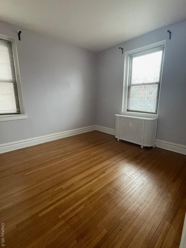 Building Photo - 77-20 Austin St