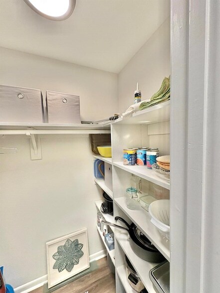 Building Photo - 47 Salisbury B