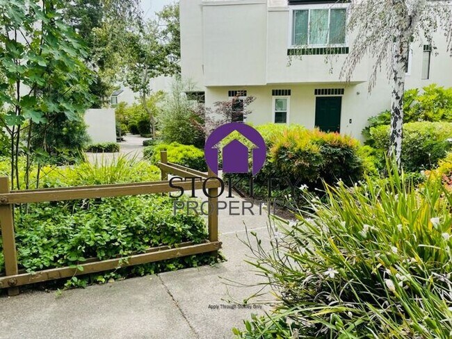 Building Photo - Stokley Properties Presents 5 Zurich Ct, P...