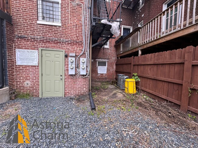 Building Photo - 1632 N Calvert St