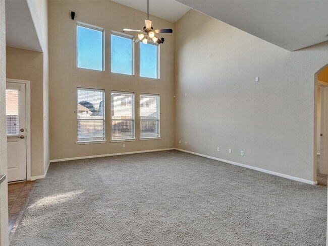 Building Photo - 2750 Villa Bella Ct