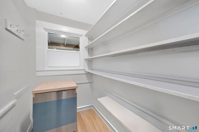 Building Photo - 37 Bushy Hill Rd