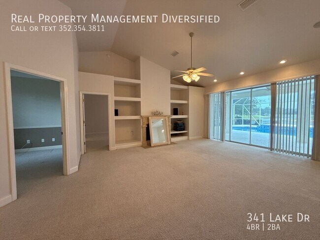 Building Photo - 341 Lake Dr