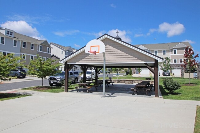 Building Photo - 1423 Palomino Trl