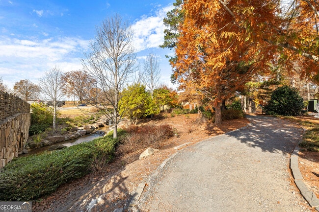 Building Photo - 255 High St