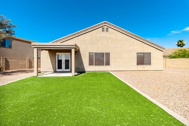 Building Photo - Big, Bright & Built for Comfortable Living!