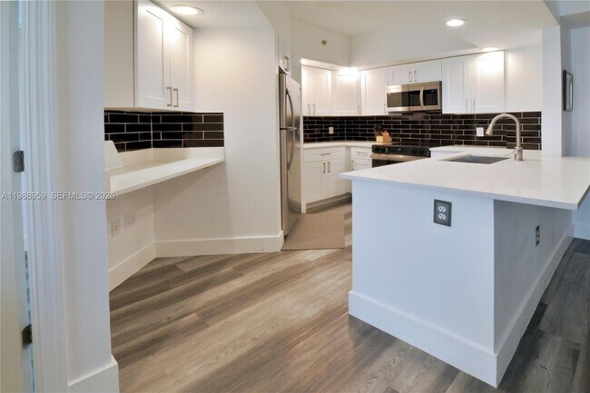 Building Photo - 110 N Federal Hwy