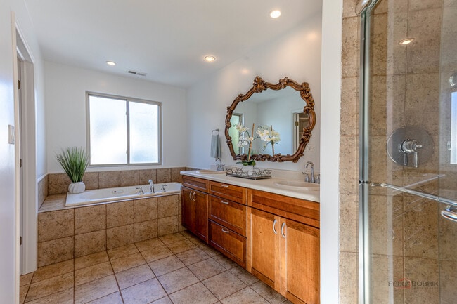 Building Photo - 20772 N William Ave