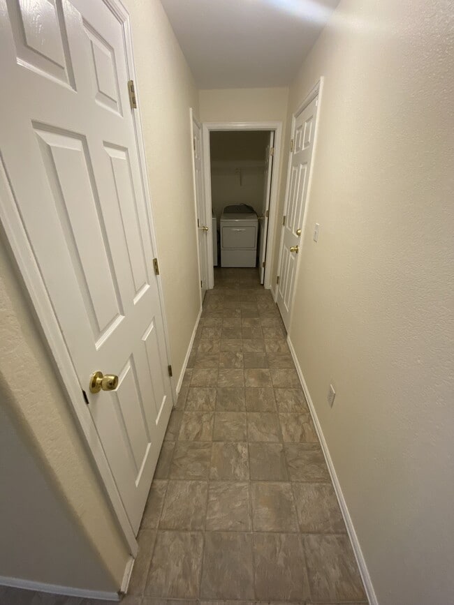 Building Photo - 4783 Cornish Ct