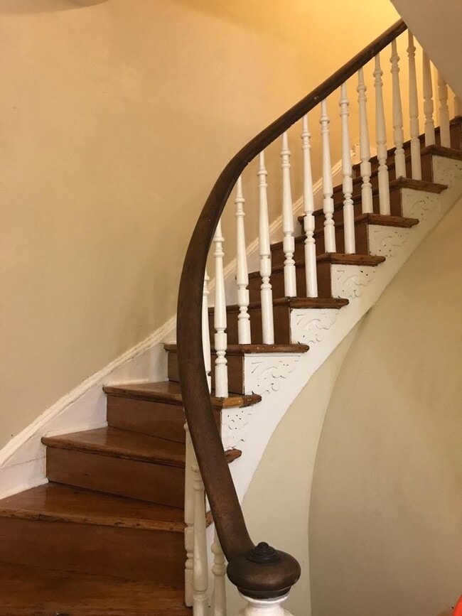 Building Photo - 2030 E Baltimore St