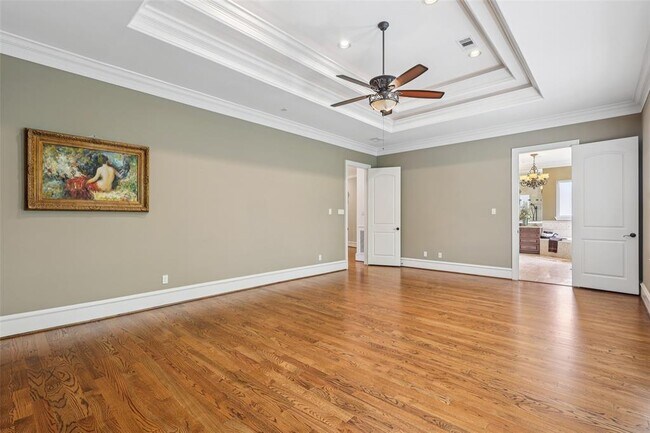 Building Photo - 5533 Navarro St
