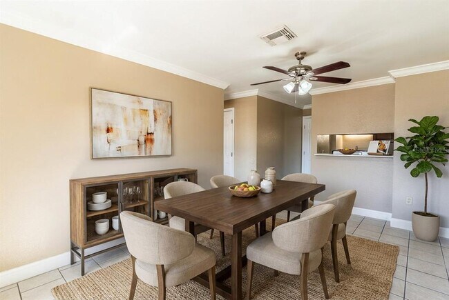 Building Photo - 118 Oak Crest Dr NW