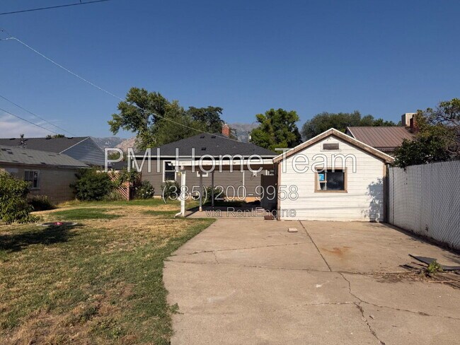 Building Photo - 177 Country Club Dr