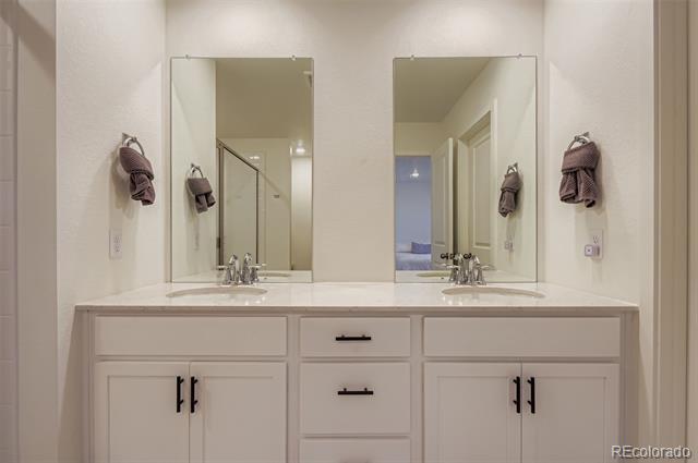 Building Photo - 625 Aspen Ave