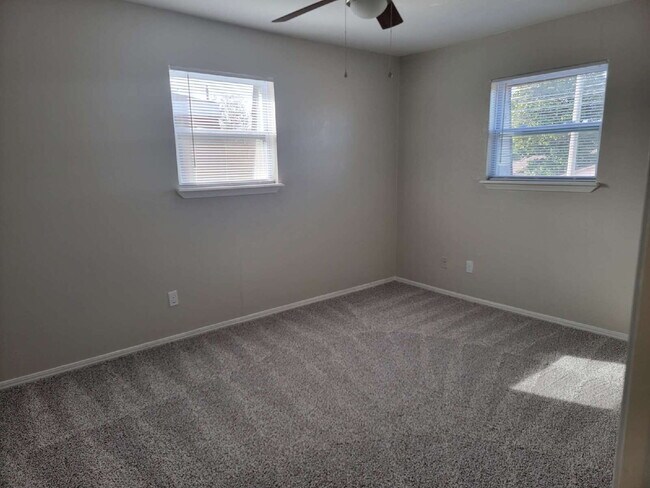Building Photo - $99 Move In Special! 1 BR in Norman!