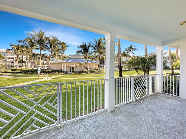 Primary Photo - 312 Bay Colony Dr N