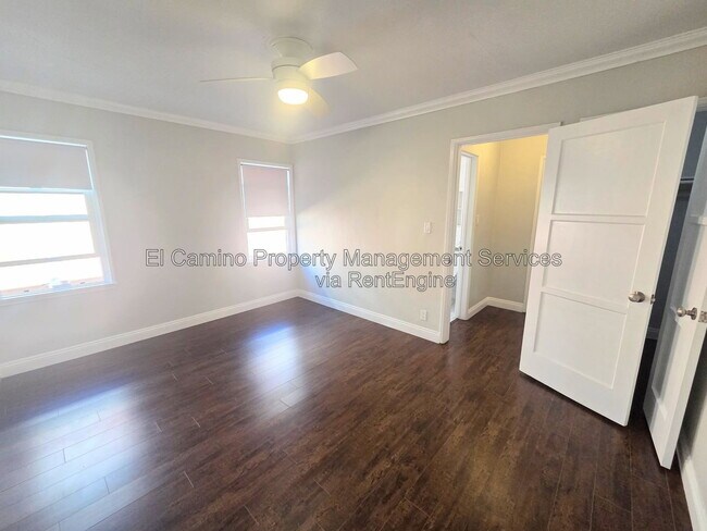 Building Photo - 1036 2nd St