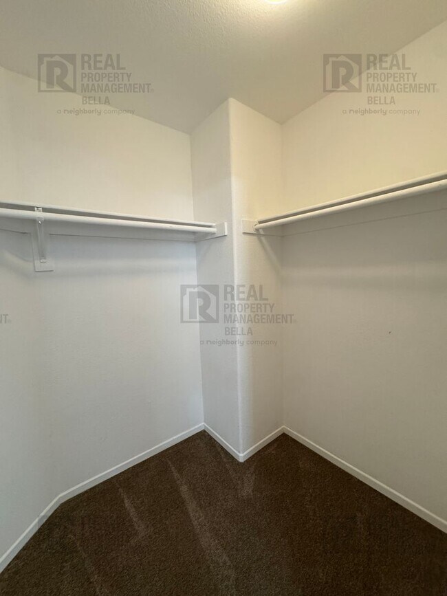 Building Photo - Spacious Moreno Valley Ranch Home with 3-Car Garage & Resort-Style Amenities