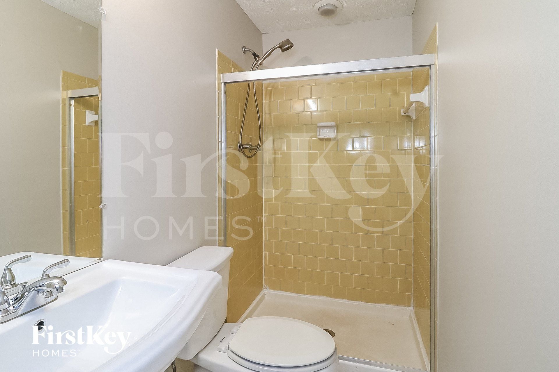 Building Photo - 4788 North Cir