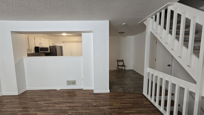 Building Photo - 5179 Springdale Blvd