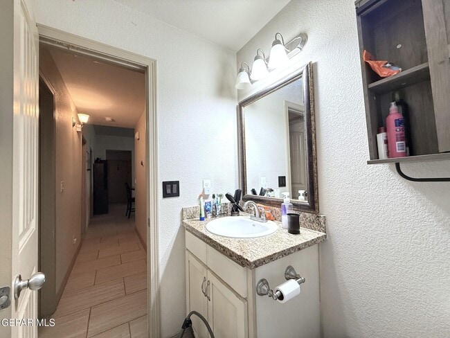 Building Photo - 3856 Loma Cortez Dr