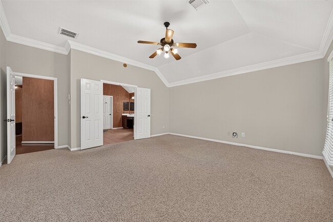 Building Photo - 6323 Echo Lakes Ln