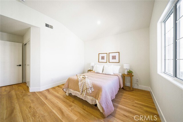 Building Photo - 17729 Superior St