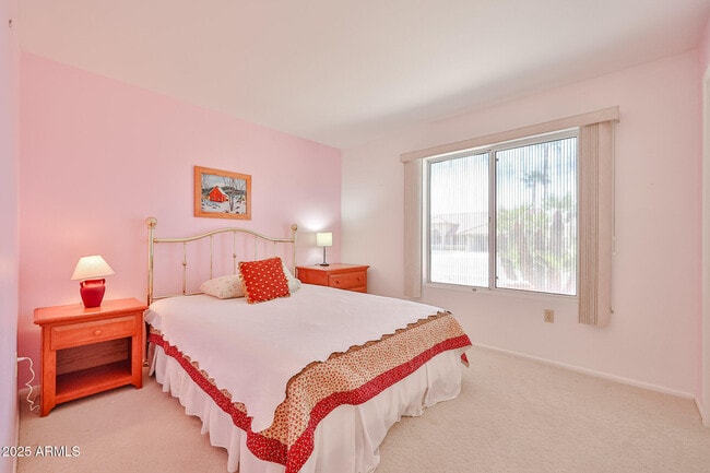 Building Photo - 14518 W Heritage Dr