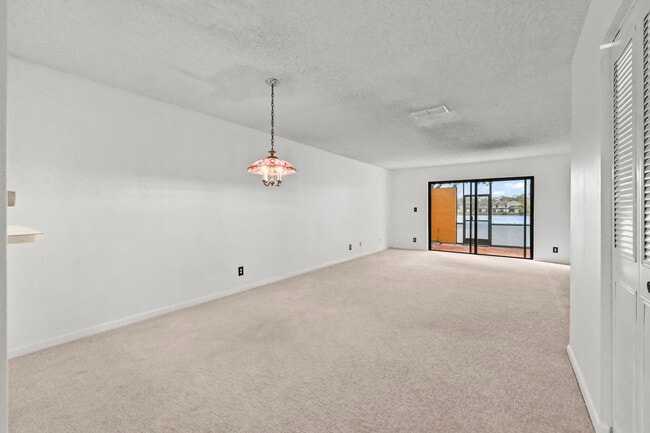 Building Photo - 1464 NW 97th Terrace