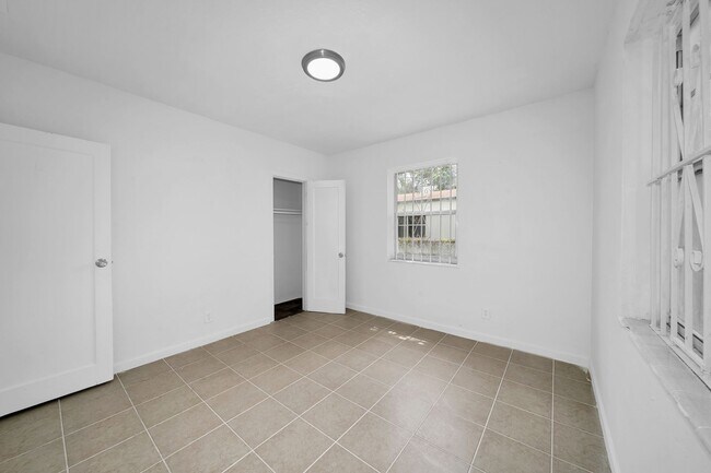 Building Photo - 1260 NW 58th St