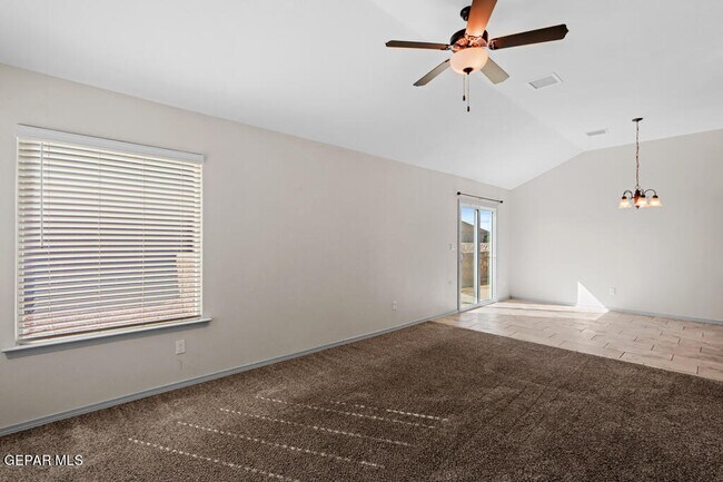 Building Photo - 11648 Flor Freesia Dr