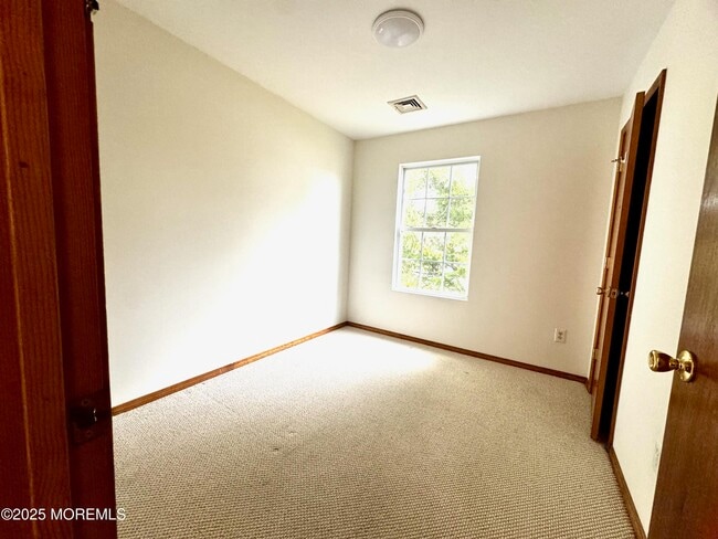 Building Photo - 244 Raritan St