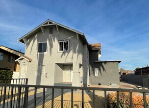 Building Photo - 11128 S Budlong Ave