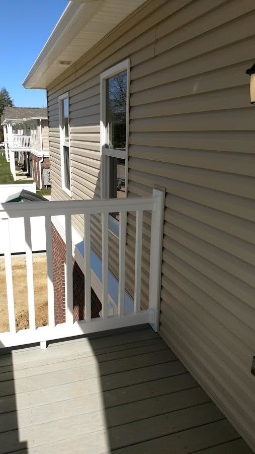 Building Photo - 11307 Breeze Cir