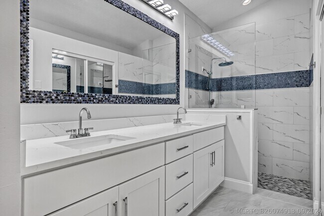 Building Photo - 24 Admirals Ct