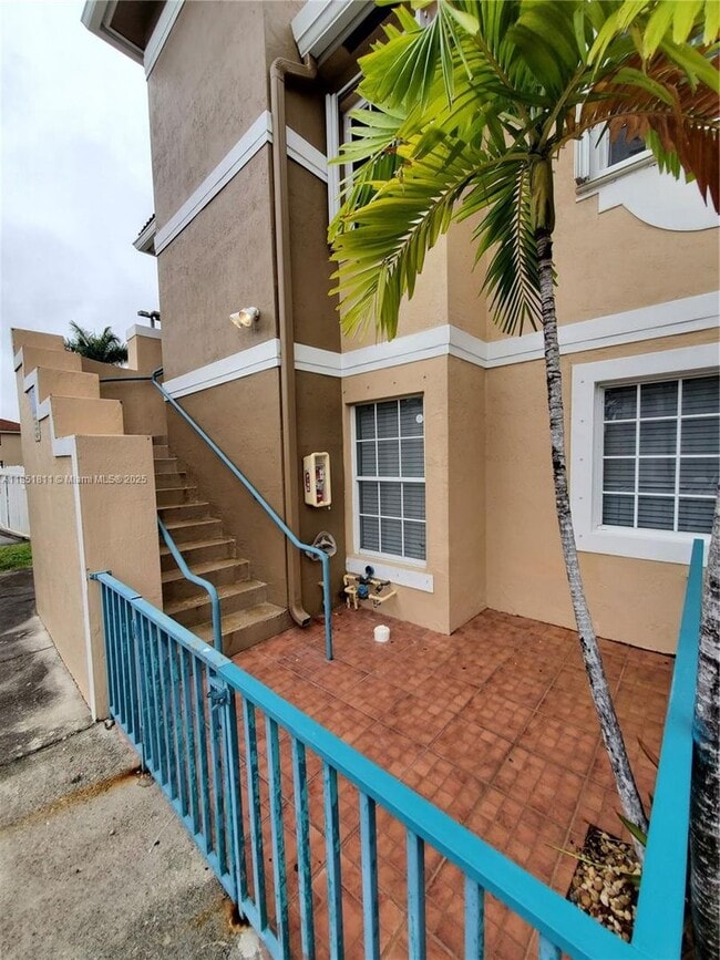 Building Photo - 6416 SW 131st pth