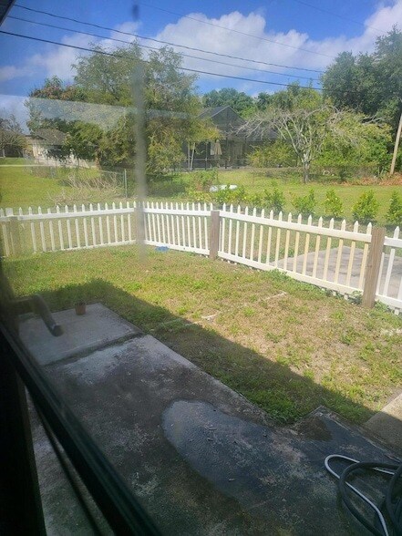 Building Photo - 613 SW Pueblo Terrace