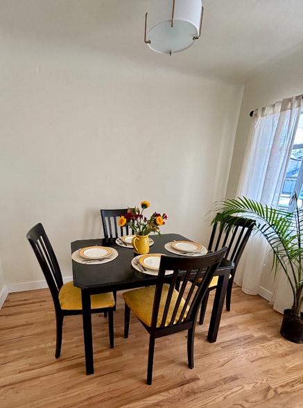 Building Photo - 700 N Monterey Ave