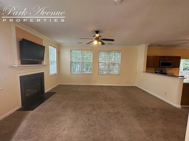 Building Photo - 6300 Gatesville Ln