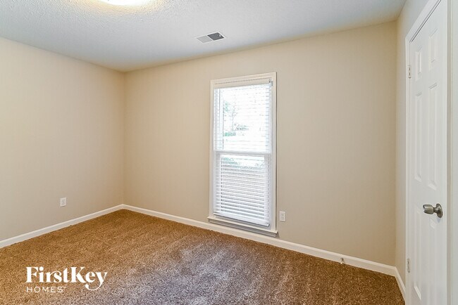 Building Photo - 3038 Dunstan Cove