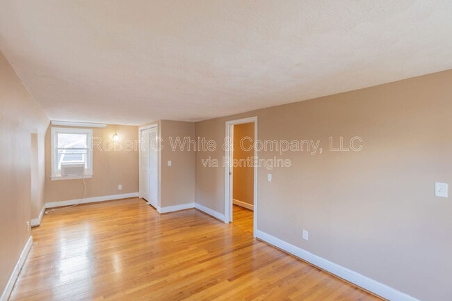 Building Photo - 99 Cheney Ln