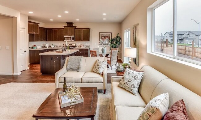 Building Photo - Beautiful Camas Home with Spacious Layout & Convenient Location!