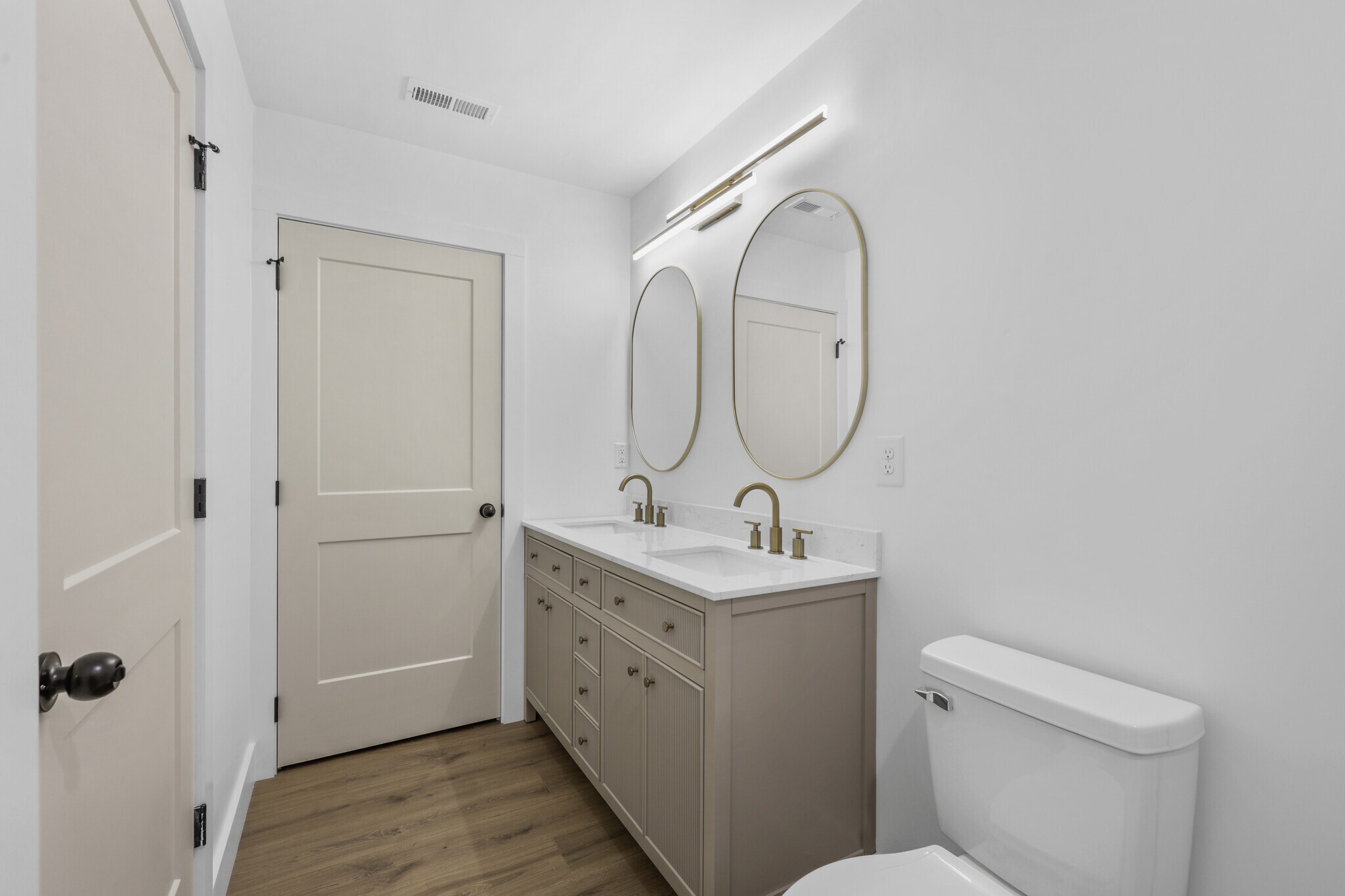 Building Photo - 212 E Morelia Ave