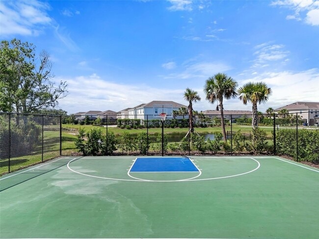 Building Photo - 5725 Haven Ter