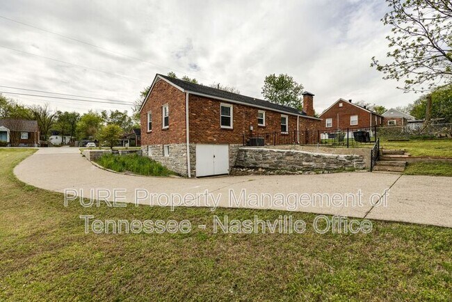 Building Photo - 254 Collier Ave