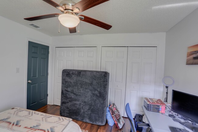 Building Photo - 4702 S St Brides Cir