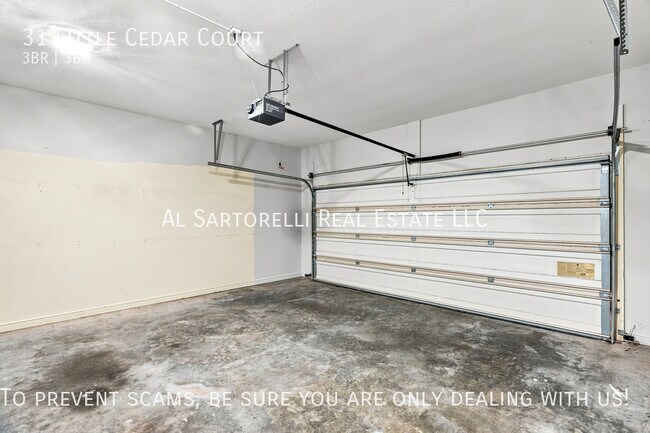Building Photo - 31 Little Cedar Ct