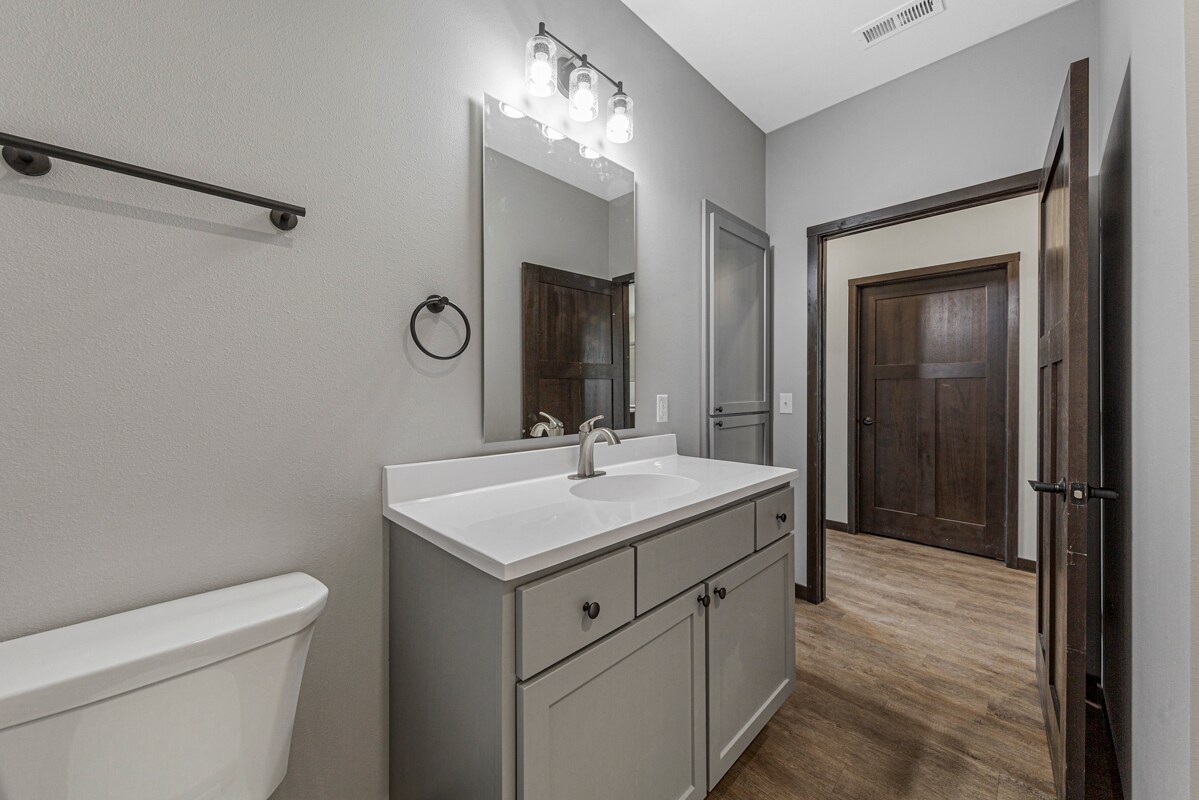 Building Photo - 2019 Essler Dr
